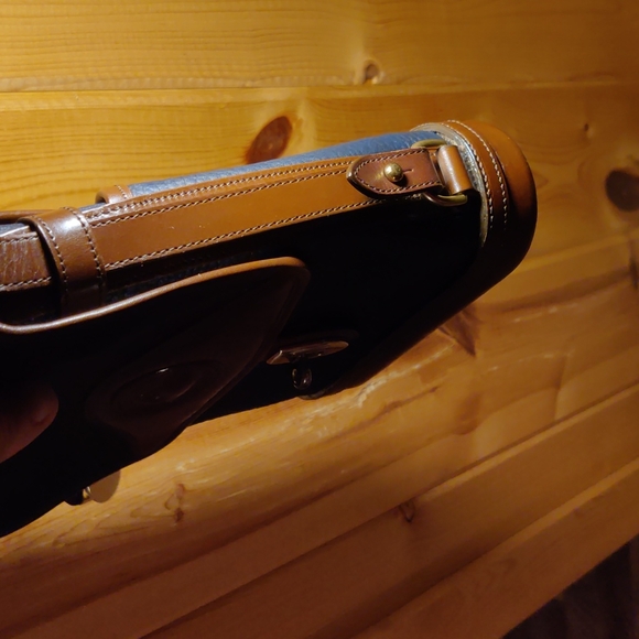 Dooney & Bourke All Weather Leather Vintage Carrier Bag - B702 - Picture 5 of 16